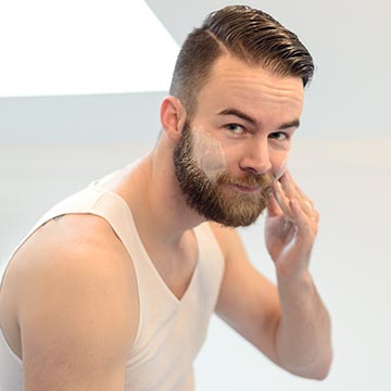 Jak dbać o brodę? 5 kroków do idealnego zarostu