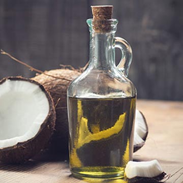 Olejowanie włosów – olej kokosowy